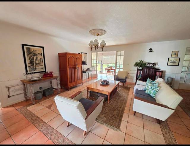 5 BEDROOM HOUSE FOR SALE IN GOLF PARK